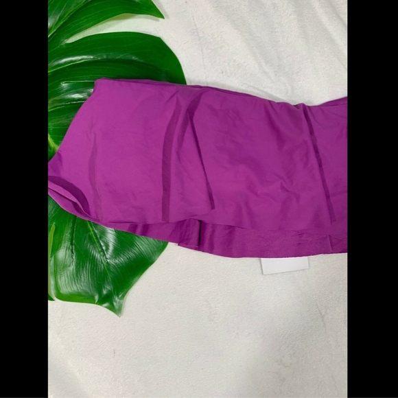 NWT L Space Lynn‎ Ruffle Bikini Top in Orchid Purple [SZ Large ] - Picture 3 of 8